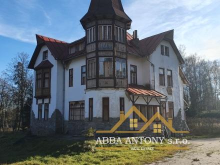 Predám pozemok s objektom v Tatranskej Lomnici 